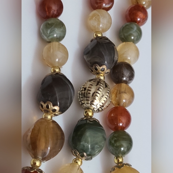 Vintage BEAUTIFUL necklace brooch lisner lucite 3 strand 18" estate beaded vtg - Picture 11 of 12